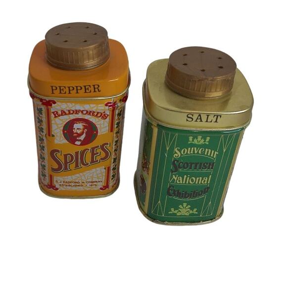 Vintage Steamship Brand Salt and Pepper Shakers Set of 2 - Picture 4 of 6